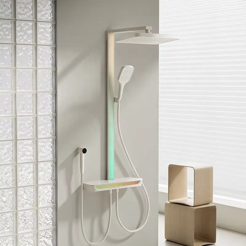 Spa & Wellness Hotel Olympia Mariánské Lázně - 真鍮製デジタル滝シャワーセット壁掛けレインピアノスマートマッサージサーモスタット浴室設備高級スパホームバス
