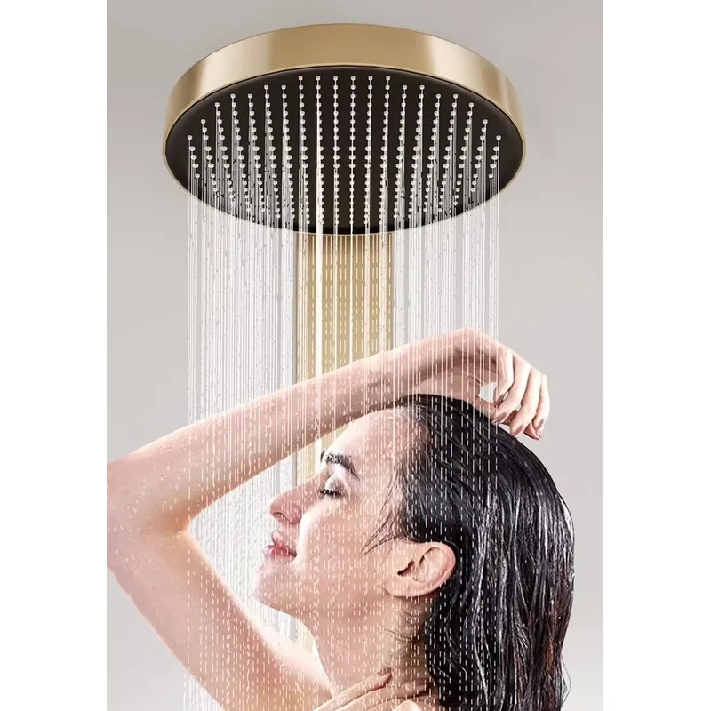真鍮製レインフォールシャワーパネルセット デジタルディスプレ - Spa & Wellness Hotel Olympia Mariánské Lázně のレビューと価格